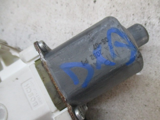 DVIZNI MEHANIZEM SPREDNIH STEKEL  OEM N. 130822207 ORIGINAL REZERVNI DEL SMART FORFOUR 454 MK1 (2004 - 2006) BENZINA LETNIK 2005