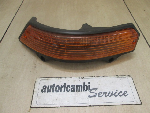 SPREDNJI INDIKATOR OEM N. 11708000 ORIGINAL REZERVNI DEL BMW SERIE 5 E12 (1972 - 1981)BENZINA LETNIK 1972