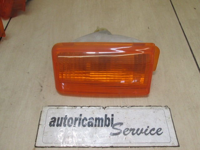 SPREDNJI INDIKATOR OEM N. 118936 ORIGINAL REZERVNI DEL OPEL REKORD E (1977 - 1982)BENZINA LETNIK 1977