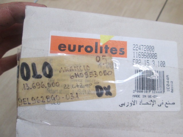 SPREDNJI INDIKATOR OEM N. 6N0953050 ORIGINAL REZERVNI DEL VOLKSWAGEN POLO 6N1 6V2 (11/1994 - 01/2000)DIESEL LETNIK 1994