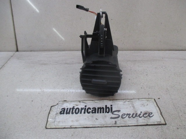 ODVOD ZRAKA OEM N. 215105 ORIGINAL REZERVNI DEL RENAULT ESPACE / GRAND ESPACE JK0/1 MK4 (05/2003 - 08/2006) DIESEL LETNIK 2005