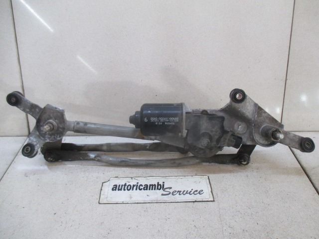 MOTORCEK PREDNJIH BRISALCEV OEM N. 85110-44100 ORIGINAL REZERVNI DEL TOYOTA AVENSIS VERSO M2 (2001 - 2004) DIESEL LETNIK 2002