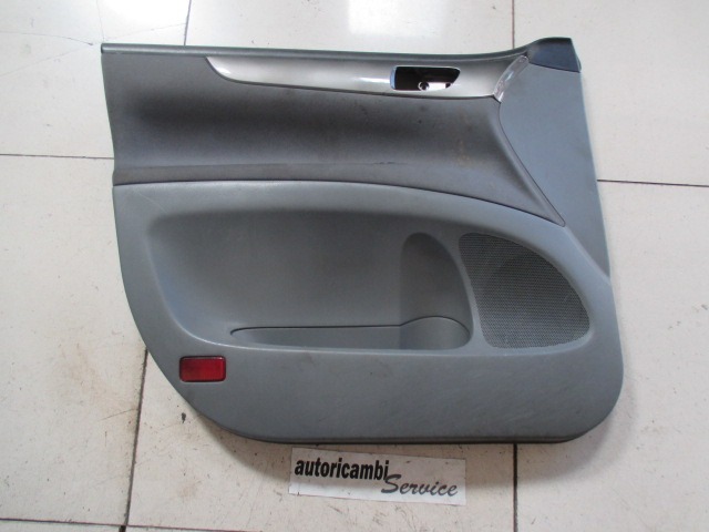 NOTRANJA OBLOGA SPREDNJIH VRAT OEM N. PNASTTYAVENSISVERSOM2MV5P ORIGINAL REZERVNI DEL TOYOTA AVENSIS VERSO M2 (2001 - 2004) DIESEL LETNIK 2002
