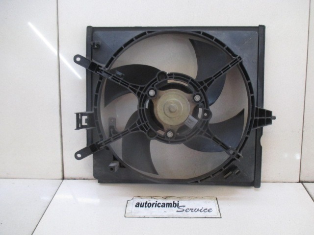 VENTILATOR HLADILNIKA OEM N. MP4520 ORIGINAL REZERVNI DEL MITSUBISHI SPACESTAR DG_A (1998 - 2005) BENZINA LETNIK 2002