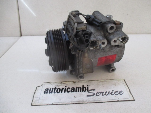 KOMPRESOR KLIME  OEM N. MR398278 ORIGINAL REZERVNI DEL MITSUBISHI SPACESTAR DG_A (1998 - 2005) BENZINA LETNIK 2002