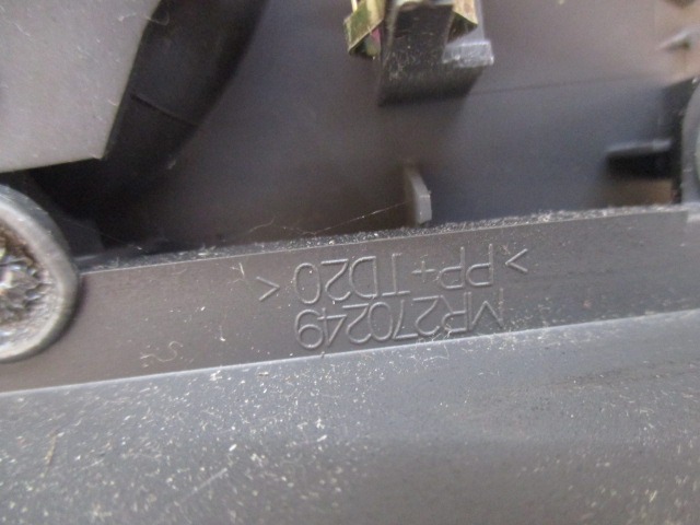 ARMATURNA PLO?CA OEM N. MR270249 ORIGINAL REZERVNI DEL MITSUBISHI SPACESTAR DG_A (1998 - 2005) BENZINA LETNIK 2002