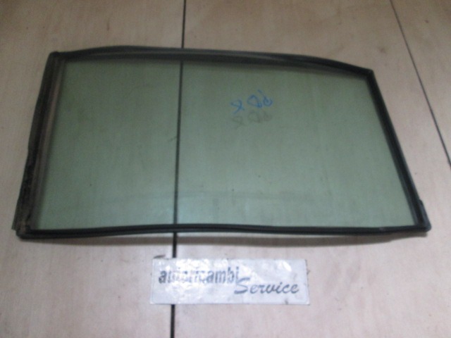 FIKSNO OKNO DESNO OEM N. 8972636920 ORIGINAL REZERVNI DEL ISUZU TROOPER MK3 (2001 - 2003) DIESEL LETNIK 2001