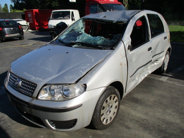FIAT PUNTO 1.2 B 44KW 5M 5P (2007) RICAMBIO USATO 