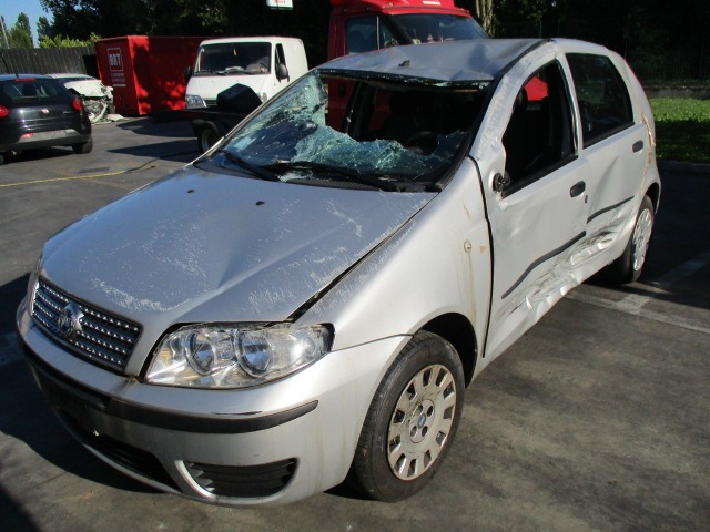 FIAT PUNTO 1.2 B 44KW 5M 5P (2007) RICAMBI IN MAGAZZINO 