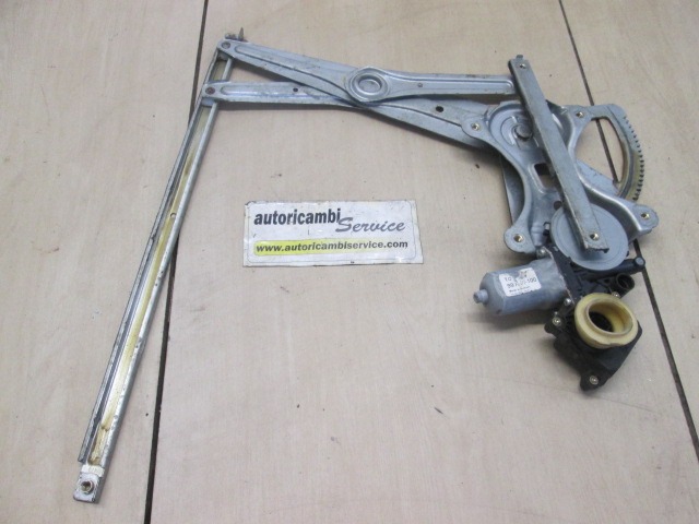 MEHANIZEM DVIGA ZADNJIH STEKEL  OEM N. 968300F020 ORIGINAL REZERVNI DEL TOYOTA COROLLA VERSO ZER ZZE12 R1 (2004 - 2009) BENZINA LETNIK 2005