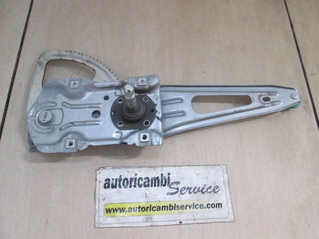 ROCNI SISTEM ZA DVIGOVANJE ZADNJEGA STEKLA  OEM N. 6984052180 ORIGINAL REZERVNI DEL TOYOTA YARIS P9 MK2 (01/2006 - 2009) BENZINA LETNIK 2007