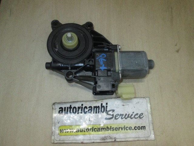 MOTORCEK ELEKTRICNEGA POMIKA ZADNJEGA STEKLA  OEM N. 8A61-14A389-A ORIGINAL REZERVNI DEL FORD FIESTA CB1 CNN MK6 (09/2008 - 11/2012) DIESEL LETNIK 2011