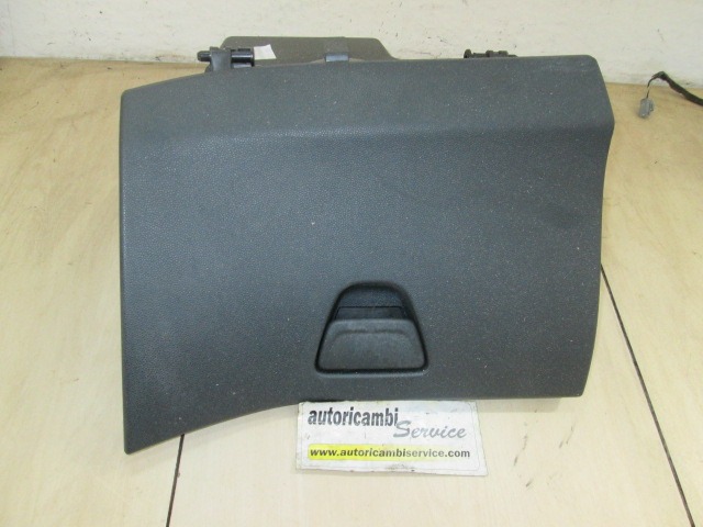 PREDAL ZA DOKUMENTE OEM N. 8A61-A06010-AHW ORIGINAL REZERVNI DEL FORD FIESTA CB1 CNN MK6 (09/2008 - 11/2012) DIESEL LETNIK 2011
