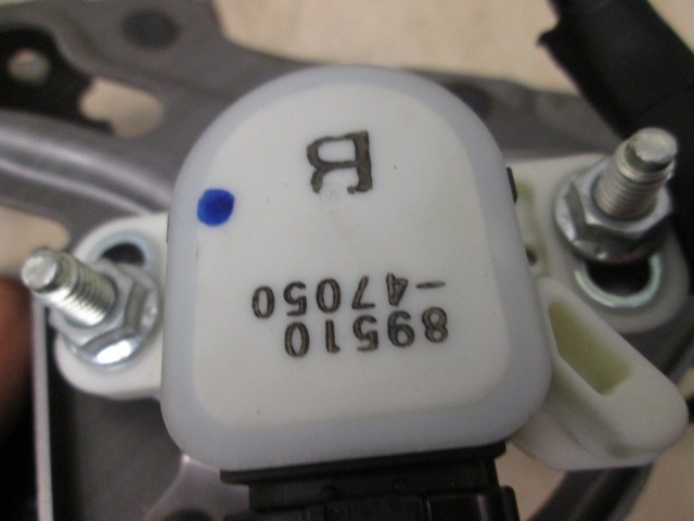 PEDALI OEM N. 8951047050 ORIGINAL REZERVNI DEL TOYOTA AURIS E18 MK2 (2012 - 2018) IBRIDO (ELETRICO-BENZINA) LETNIK 2013