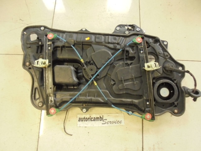 MEHANIZEM VETROBRANSKEGA STEKLA PREDNJIH VRAT OEM N. 71732828 ORIGINAL REZERVNI DEL LANCIA Y YPSILON 843 R (2006 - 2011) BENZINA LETNIK 2007