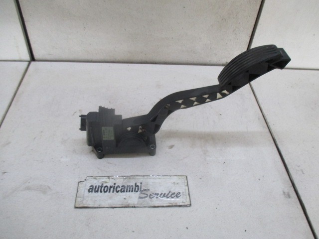 PEDALI OEM N. 46755863 ORIGINAL REZERVNI DEL ALFA ROMEO 147 937 (2001 - 2005)DIESEL LETNIK 2004