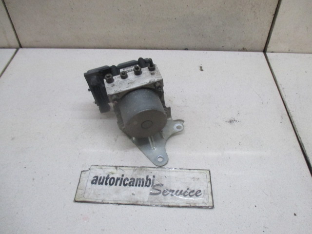 ABS AGREGAT S PUMPO OEM N. 46802215 ORIGINAL REZERVNI DEL FIAT PANDA 169 (2003 - 08/2009) BENZINA LETNIK 2003