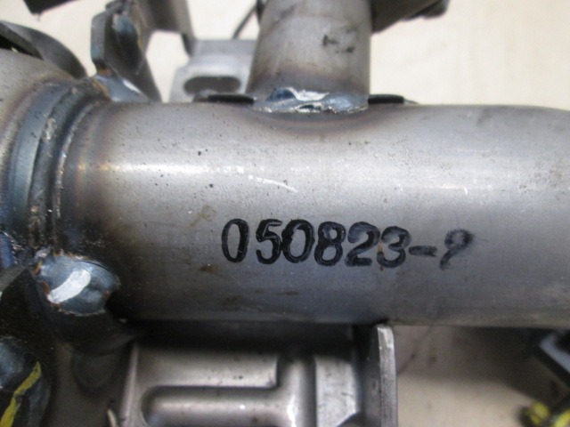 VOLANSKI DROG OEM N. 5,63E+115 ORIGINAL REZERVNI DEL KIA SORENTO JC MK1 (2002 - 2009) DIESEL LETNIK 2005