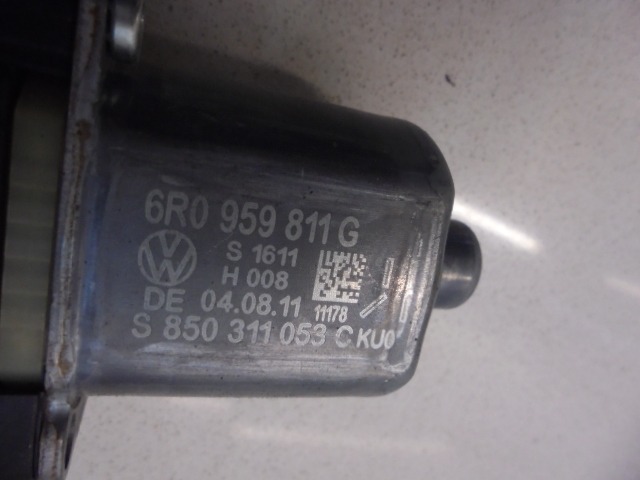 MOTORCEK ELEKTRICNEGA POMIKA ZADNJEGA STEKLA  OEM N. 6R0959811G ORIGINAL REZERVNI DEL VOLKSWAGEN POLO 6R1 6C1 (06/2009 - 02/2014) DIESEL LETNIK 2011