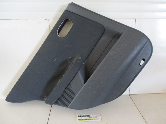 VRATNI PANEL OEM N. PNPSTRNMAGANEBM01MK2RSW5P ORIGINAL REZERVNI DEL RENAULT MEGANE MK2 BM0/1 CM0/1 EM0/1 KM0/1 LM0/1 BER/GRANDTOUR  (10/2002 - 02/2006) DIESEL LETNIK 2004