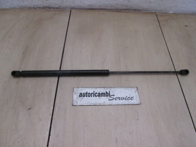 AMORTIZERJI POKROVA MOTORJA  OEM N. 1M0823359A ORIGINAL REZERVNI DEL SEAT LEON 1M1 MK1 (2000 - 2005)DIESEL LETNIK 2005