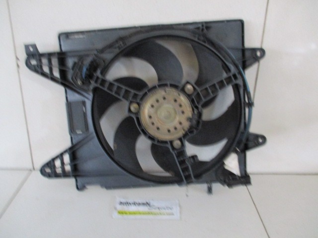 VENTILATOR HLADILNIKA OEM N. 818340100 ORIGINAL REZERVNI DEL FIAT BRAVA 182 (1995 - 2001) BENZINA LETNIK 1999