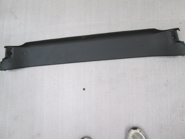 OEM N. 658702 ORIGINAL REZERVNI DEL FERRARI 360 MODENA (03/1999 - 01/2002) BENZINA LETNIK 1999