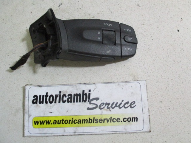 MULTIFUNKCIJSKI VOLAN OEM N. 5J0959849 ORIGINAL REZERVNI DEL SEAT IBIZA 6J5 6P1 MK4 R BER/SW (2012 -2017) DIESEL LETNIK 2014