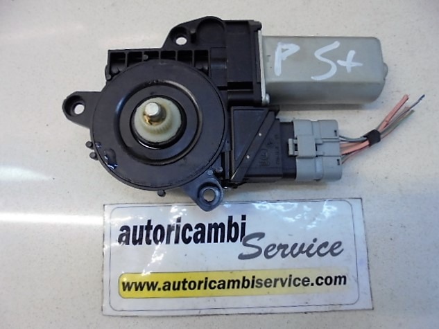 MOTORCEK ELEKTRICNEGA POMIKA ZADNJEGA STEKLA  OEM N. 71005003 ORIGINAL REZERVNI DEL FIAT CROMA 194 MK2 R (11-2007 - 2010) DIESEL LETNIK 2009