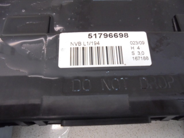 CENTRALNO ZAKLEPANJE OEM N. 51796698 ORIGINAL REZERVNI DEL FIAT CROMA 194 MK2 R (11-2007 - 2010) DIESEL LETNIK 2009