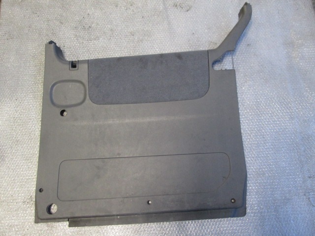 VRATNI PANEL OEM N. PNPDTKICARNIVALGQMK1MV5P ORIGINAL REZERVNI DEL KIA CARNIVAL GQ MK1 (1998 - 2006)DIESEL LETNIK 2000