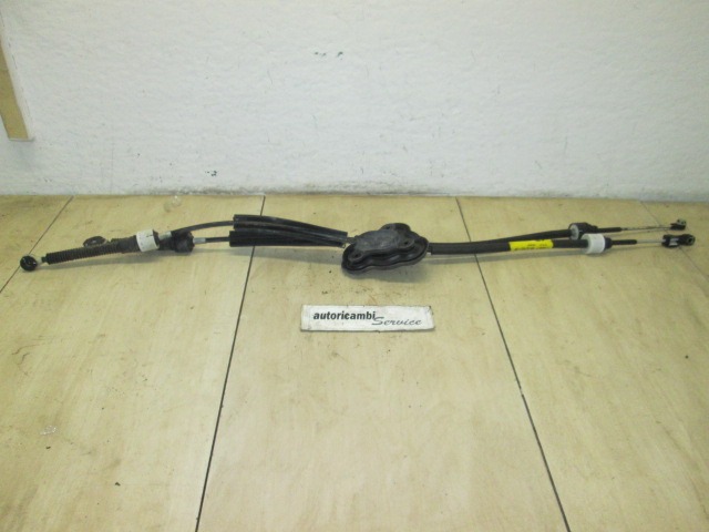 ZAJLE MENJALNIKA OEM N. 8200781046 ORIGINAL REZERVNI DEL RENAULT MEGANE MK3 BZ0/1 B3 DZ0/1 KZ0/1 BER/SPORTOUR/ESTATE (2009 - 2015) DIESEL LETNIK 2010