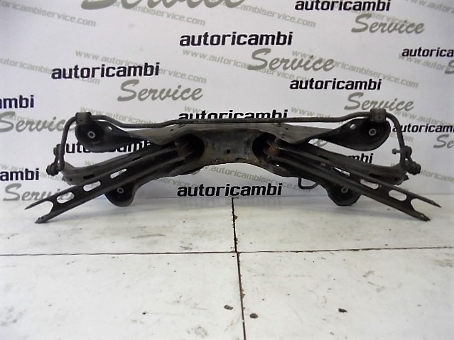 ZADNJI MOST OEM N. 90498654 ORIGINAL REZERVNI DEL OPEL VECTRA B J96 BER/SW (1995 - 1999) BENZINA LETNIK 1999