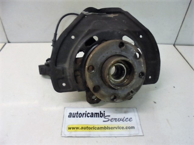 LEVI VRTLJIVI LEZAJ / PESTO KOLESA Z LEZAJEM SPREDAJ OEM N. 90468645 ORIGINAL REZERVNI DEL OPEL VECTRA B J96 BER/SW (1995 - 1999) BENZINA LETNIK 1999