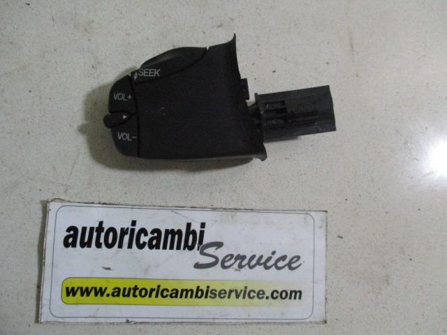 MULTIFUNKCIJSKI VOLAN OEM N. 7162072 ORIGINAL REZERVNI DEL FORD FIESTA JH JD MK5 (2002 - 2005) DIESEL LETNIK 2003