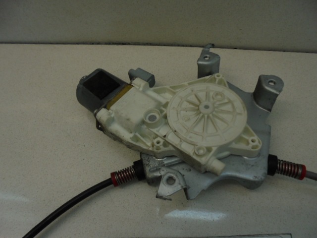 MEHANIZEM DVIGA SPREDNJIH STEKEL  OEM N. 130822202 ORIGINAL REZERVNI DEL NISSAN MICRA K12 K12E MK3 (2002 - 2010) BENZINA LETNIK 2007