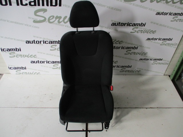 SPREDNJI DESNI SEDE? BLAGO OEM N. SEADTSUIMPREZAGRBR5P ORIGINAL REZERVNI DEL SUBARU IMPREZA GR GH G3 (06/2007 - 04/2013) BENZINA/GPL LETNIK 2009