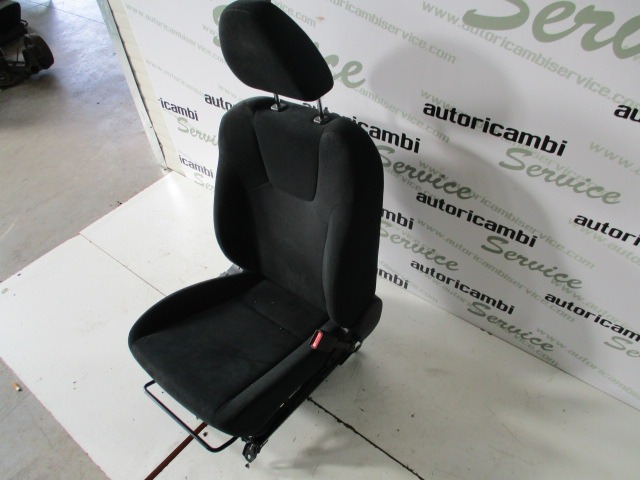 SPREDNJI DESNI SEDE? BLAGO OEM N. SEADTSUIMPREZAGRBR5P ORIGINAL REZERVNI DEL SUBARU IMPREZA GR GH G3 (06/2007 - 04/2013) BENZINA/GPL LETNIK 2009