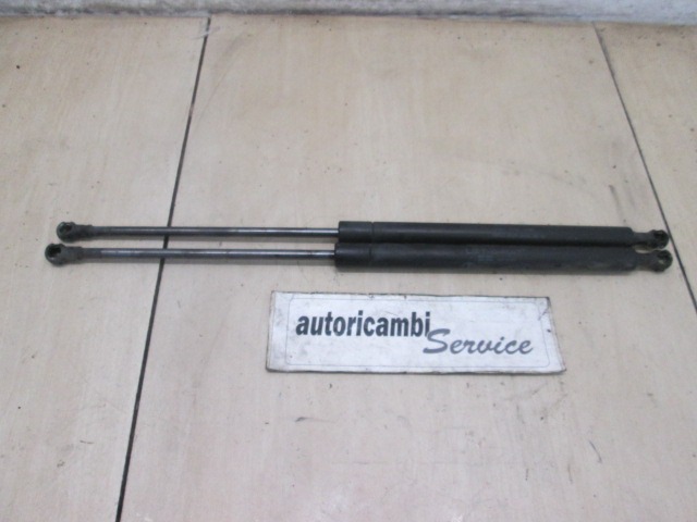 AMORTIZERJI POKROVA MOTORJA  OEM N. A2108800429 ORIGINAL REZERVNI DEL MERCEDES CLASSE E W210 S210 R BER/SW (1999 - 2003) DIESEL LETNIK 2001