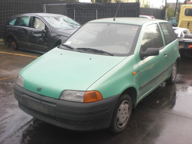 FIAT PUNTO S 1.1 B 40KW 5M 3P (1998) RICAMBI IN MAGAZZINO 