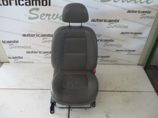 SPREDNJI DESNI SEDE? BLAGO OEM N. SEADPHYSANTAFESMMK1SV5P ORIGINAL REZERVNI DEL HYUNDAI SANTA FE SM MK1 (2000 - 2006) DIESEL LETNIK 2002