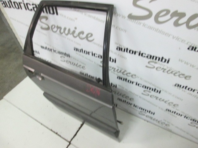 ZADNJA DESNA VRATA OEM N. 357833052A ORIGINAL REZERVNI DEL VOLKSWAGEN PASSAT B3 3A2 3A5 35I BER/SW (04/1988 - 07/1993) BENZINA LETNIK 1991
