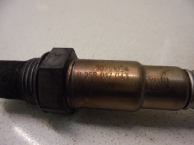 SONDA LAMBDA  OEM N. 30751034 ORIGINAL REZERVNI DEL VOLVO S60 384 MK1 (2001 - 2009) DIESEL LETNIK 2005