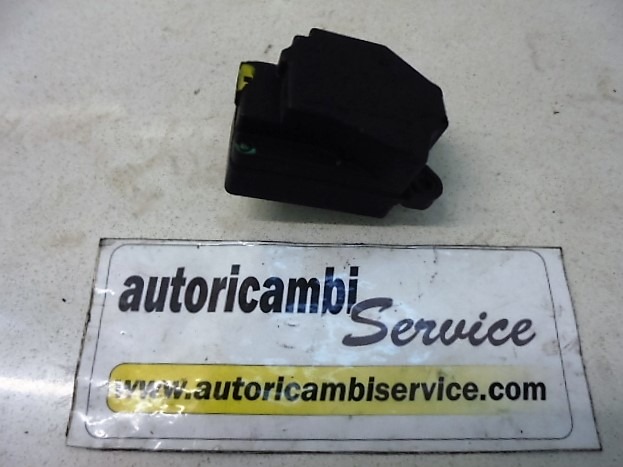 MOTORCEK OGREVANJA OEM N. 30676511 ORIGINAL REZERVNI DEL VOLVO S60 384 MK1 (2001 - 2009) DIESEL LETNIK 2005