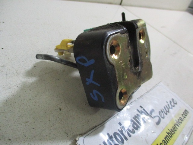 CENTRALNA KLJUCAVNICA ZADJIH LEVIH VRAT OEM N. 68266957AA ORIGINAL REZERVNI DEL CHRYSLER PT CRUISER PT (2000 - 2010) DIESEL LETNIK 2002