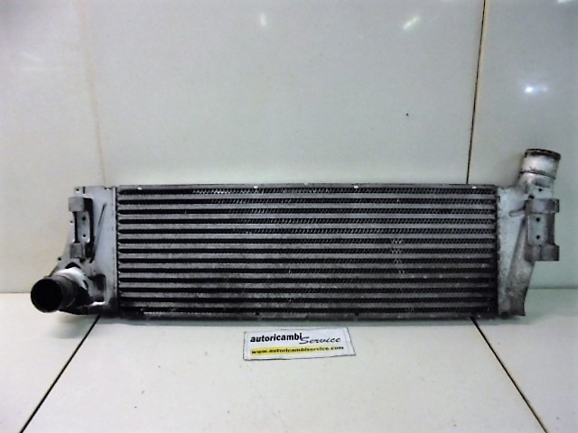 HLADILNIK INTERCOOLER OEM N. 8200115540A ORIGINAL REZERVNI DEL RENAULT SCENIC/GRAND SCENIC JM0/1 MK2 (2003 - 2009) DIESEL LETNIK 2003