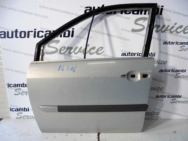 LEVA SPREDNJA VRATA VOZNIK OEM N. 7751477221 ORIGINAL REZERVNI DEL RENAULT SCENIC/GRAND SCENIC JM0/1 MK2 (2003 - 2009) DIESEL LETNIK 2003