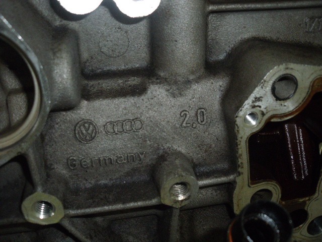 BLOK MOTORJA OEM N. R06D023A ORIGINAL REZERVNI DEL AUDI A3 MK2 8P 8PA 8P1 (2003 - 2008)BENZINA LETNIK 2005