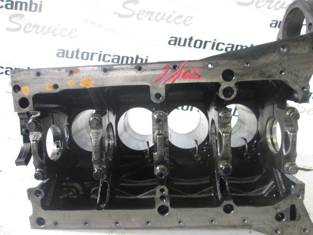 BLOK MOTORJA OEM N. 6110111101 ORIGINAL REZERVNI DEL CHRYSLER PT CRUISER PT (2000 - 2010) DIESEL LETNIK 2002