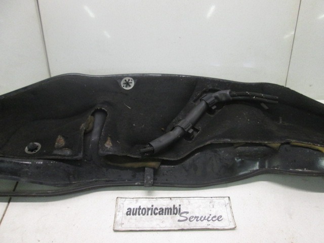 RE?ETKA POD VETROBRANSKIM STEKLOM OEM N. 6N0010209M ORIGINAL REZERVNI DEL VOLKSWAGEN NEW BEETLE 9C1 1C1 1Y7 (1999 - 2006) DIESEL LETNIK 1999